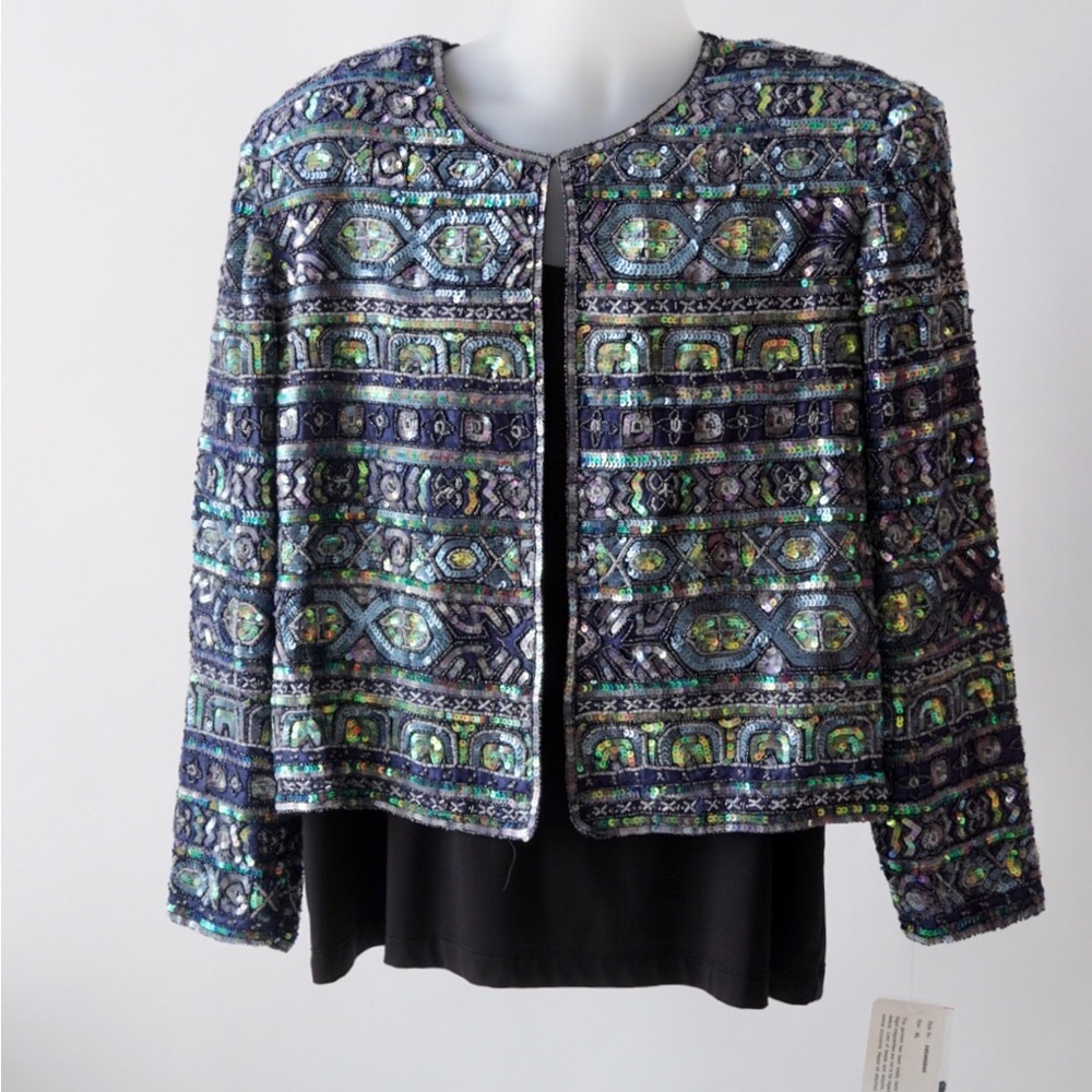 Vintage Handmade 100% silk evening jacket. NWT. Great holiday jacket. Size XL.